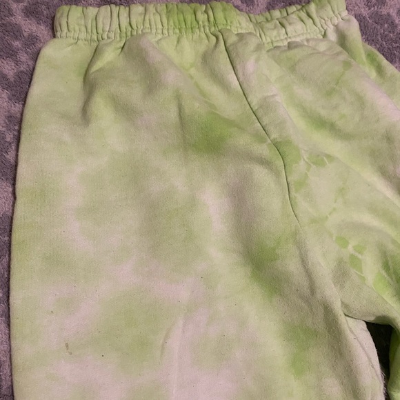 Lime green Tie dye sweat pants - Picture 2 of 4
